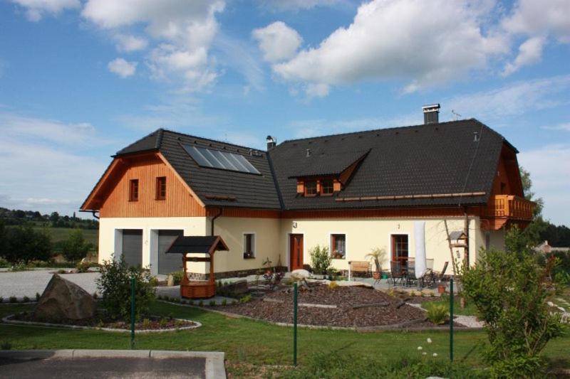 Apartmany Hodonin Zdikov Exterior photo